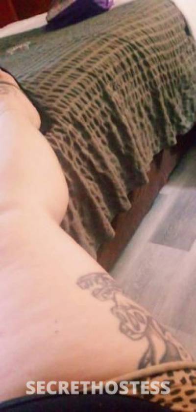 30 year old American Escort in Savannah GA brunette bbw