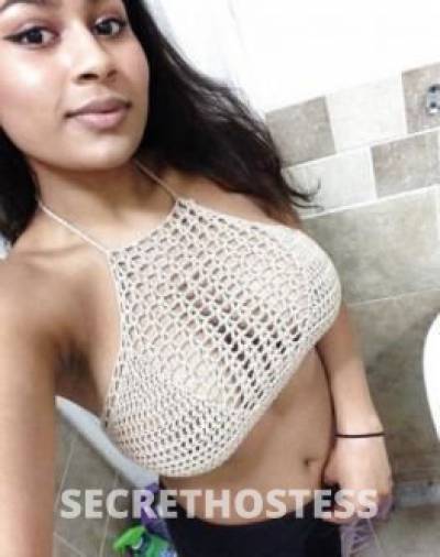 30 year old Indian Escort in Melbourne Indian Erotic Curvaceous Goddess, extras