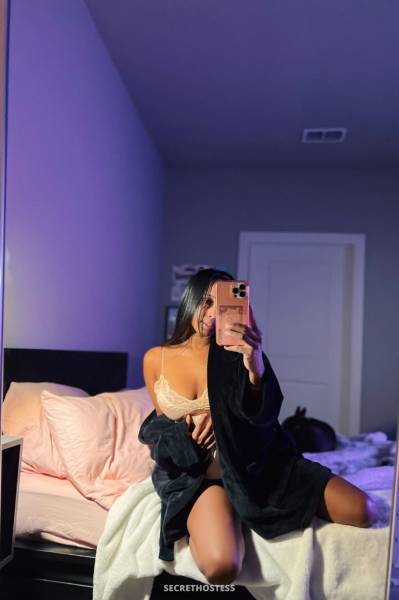 25 year old Latino Escort in St. Louis MO * "Life all comes down to a few moments