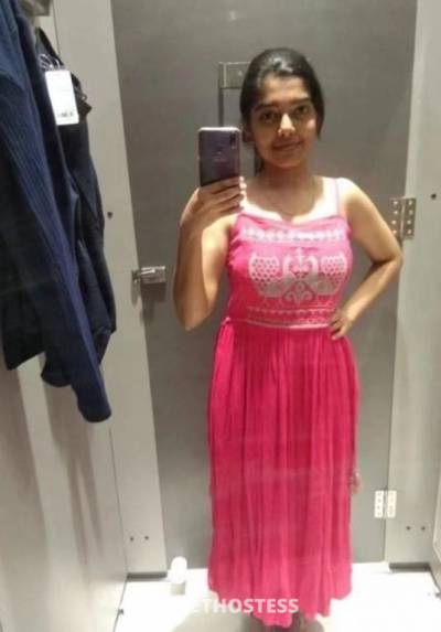 24 year old Escort in Melbourne Super cute sexy willing to please you