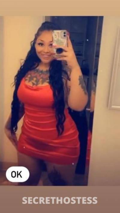 24 year old Escort in Chicago IL curvy alternative and ready to have fun