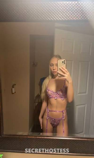 Lady next door 24Yrs Old Escort 167CM Tall Springfield MO Image - 3