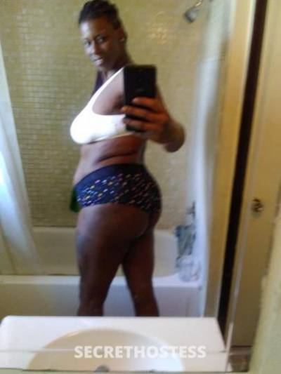 40 year old Escort in West Palm Beach FL Eat the dick wit fruit roll-up