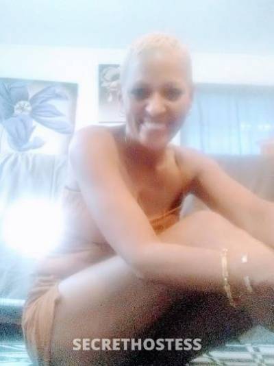 58 Year Old Dominican Escort Tampa FL - Image 3