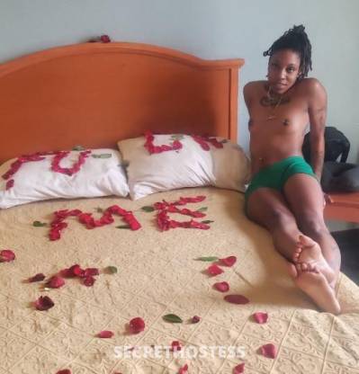 27 year old Escort in Washington DC This lil baby got a body of a goddess funsize