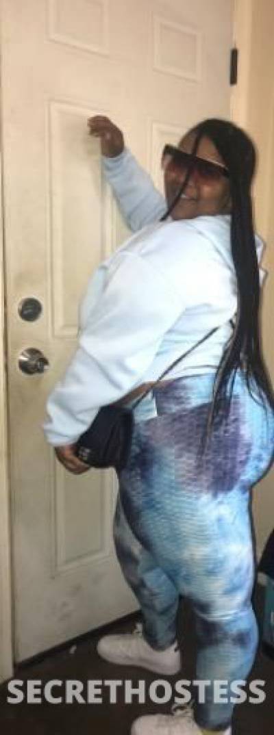 33 year old Escort in Washington DC pretty brown eyes