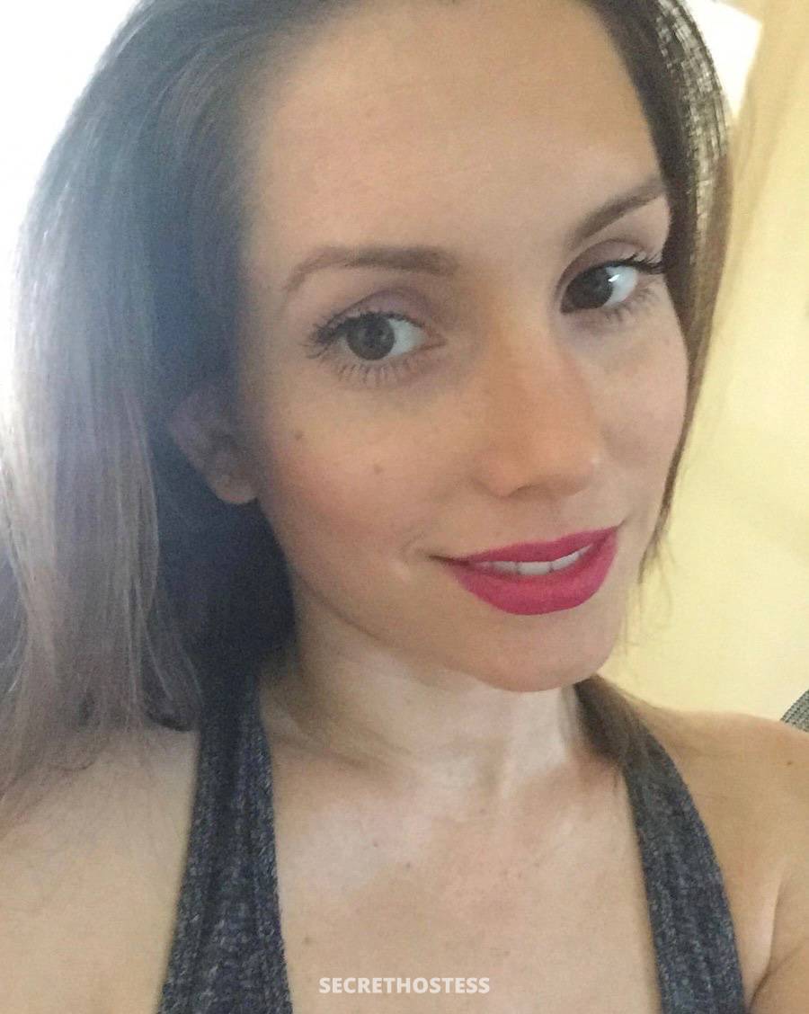 Chelsea William 25Yrs Old Escort Size 6 165CM Tall Biloxi MS Image - 5