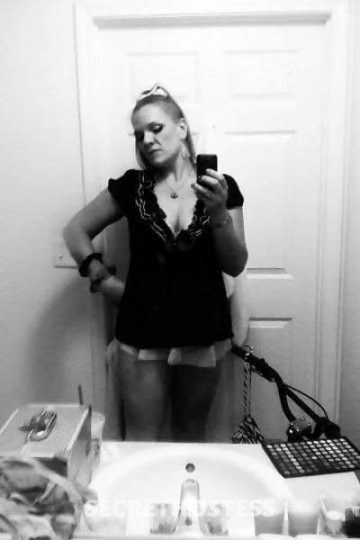 33Yrs Old Escort Denver CO Image - 0