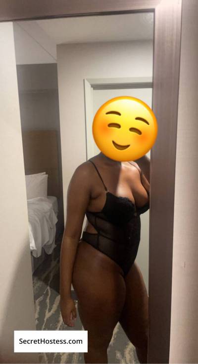 22 Year Old Hispanic Escort Mississauga - Image 1