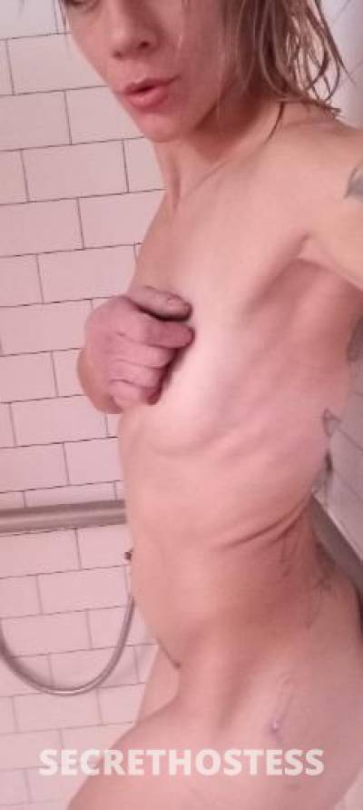 27 year old Escort in Denver CO outcalls car dates PNP S LATE NIGHT CANT SLEEP LETS GET 