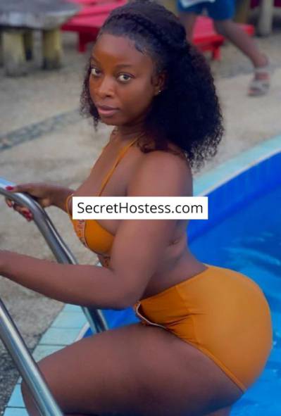 30 Year Old Ebony Escort Accra Black Hair Brown eyes - Image 2
