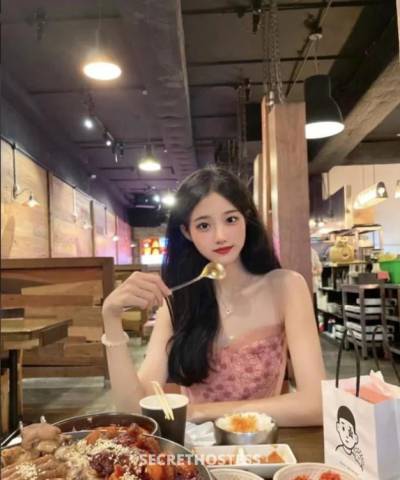 19 year old Chinese Escort in Clayton Melbourne Cutie S-Student from China, Short time stay in Clayton