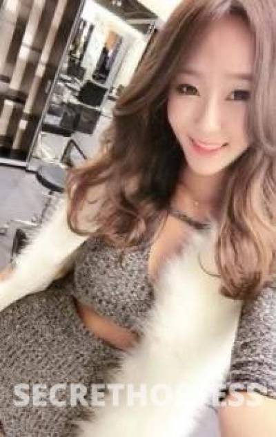 22 year old Escort in Perth The SEXIEST Girl need for Extra money First time short stay