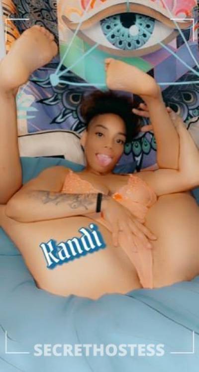 24 year old Escort in Lansing MI Kandi Snow INCALLS OR OUTCALL ONLY