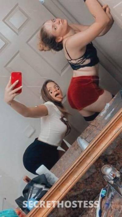 28 year old Escort in Memphis TN Hot Sexy girl Looking for special Blowjob And i will you 