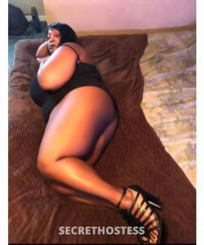 44 year old Escort in Buffalo NY thick curvy chick cum visit