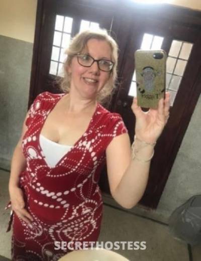 44Yrs Old Escort Rochester NY Image - 2