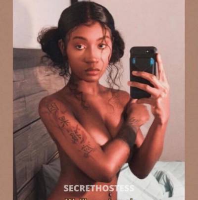 21Yrs Old Escort Milwaukee WI Image - 1