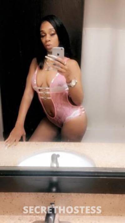 27 year old Escort in Madison WI Sweet Sexy Ebony Sexy girl SPECIAL SERVICE INCALL OUTCALL 