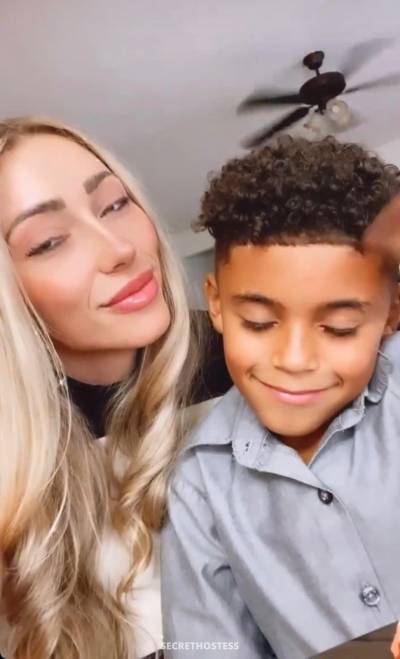 33 year old Escort in Bemidji MN Let’s meet up for dinner and talk I’m not a prostitute