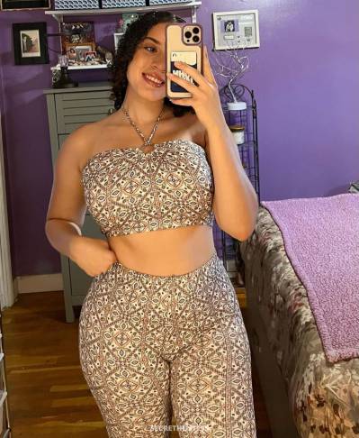 24 year old Latino Escort in Bemidji MN I’m skilful and confident available for couples fun, 