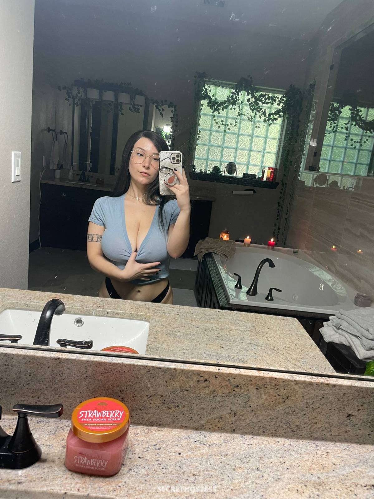 Nina 26Yrs Old Escort Size 4 Grand Rapids MI Image - 1