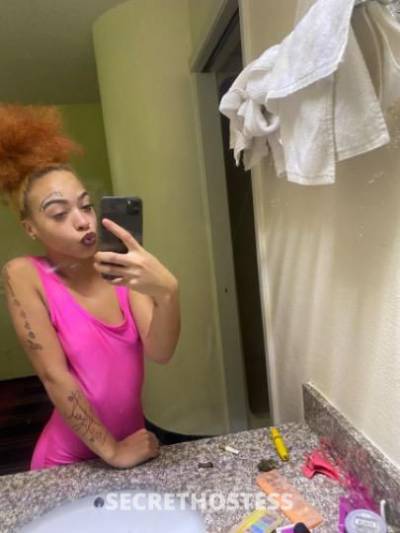 19 year old Escort in Memphis TN Fellas come see how the East Coast cumin Fresh ND Wet Lil 