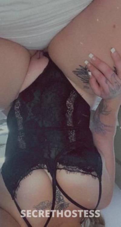 21 year old Escort in College Station TX Creamy Snow