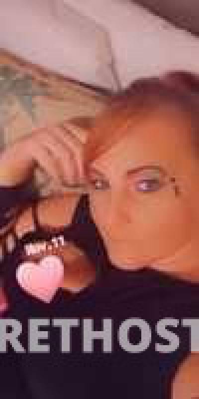 30 year old Escort in Myrtle Beach SC Cum Get the Ultimate Experience with Naughty Red