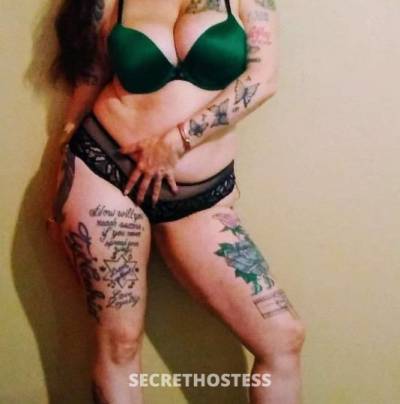 40 year old American Escort in Memphis TN cum taste in feel this