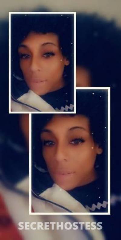 32 year old Escort in Oklahoma City OK TEXT ME Incalls cardates only Outcalls availability