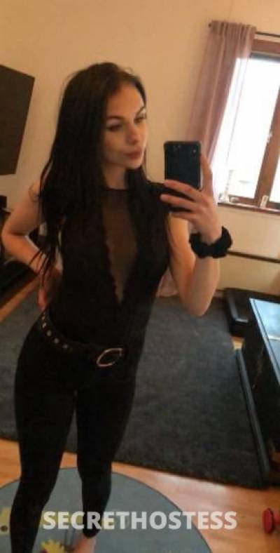 37 year old Escort in Tulsa OK Older mom 37 y o Naughty Sexy Let s Party