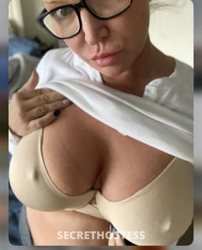 42Yrs Old Escort Florence SC Image - 1