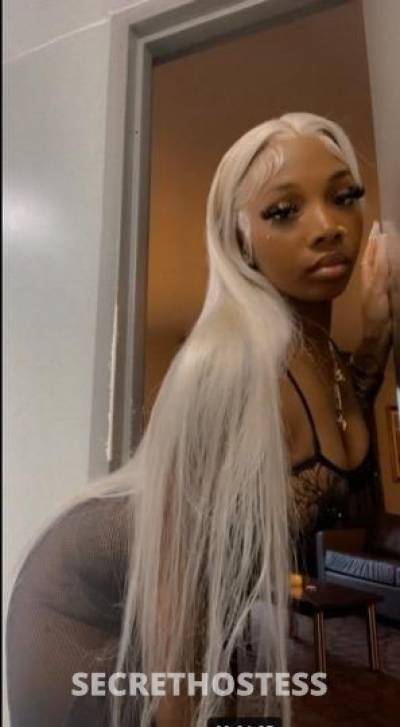 22 year old Escort in Washington DC Tight Caramel Creamer ??Better and wetter than Her?? And Her