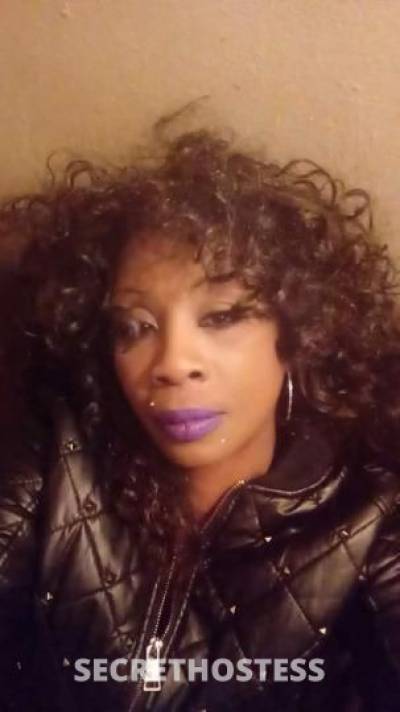 39 year old Escort in Washington DC You'Ve sEEn the rest, NOW cUm get the BEST