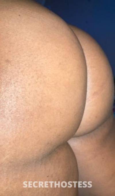 18 year old Asian Escort in Rochester NY can i come to your place
