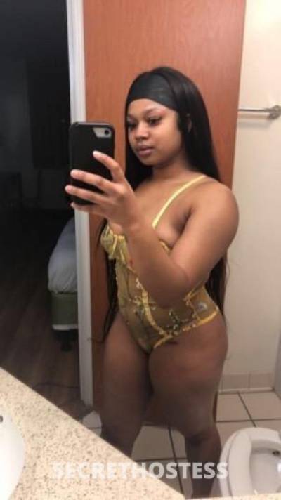 26 year old Escort in Cambridge OH Thick Tight Pussy INCALLS AND OUTCALL LOVE