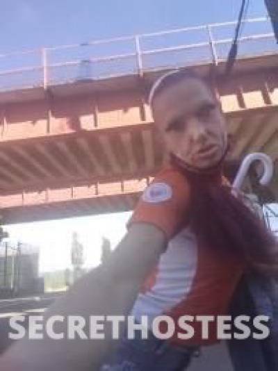 35 year old Escort in Staten Island NY car dates and outcalls 24 7