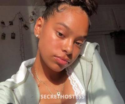 24 year old Escort in Buffalo NY incalls only