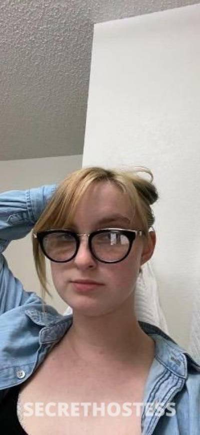 26 year old Escort in Buffalo NY Wanna meet I m available for your desires waiting for hookup