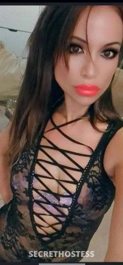 Erotica petite Alexia in Brisbane