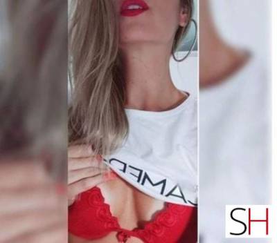 19 Year Old White Escort Florianopolis Outros - Image 3