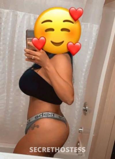 latina with big tits and a nice ass incalls only in Richmond VA