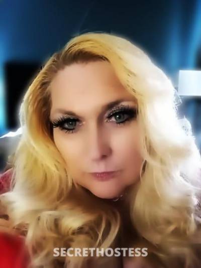 Reina 49Yrs Old Escort Kansas City MO Image - 1