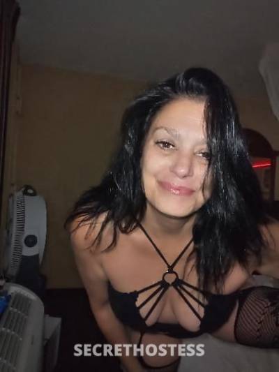 49 Year Old Portuguese Escort Baltimore MD - Image 2