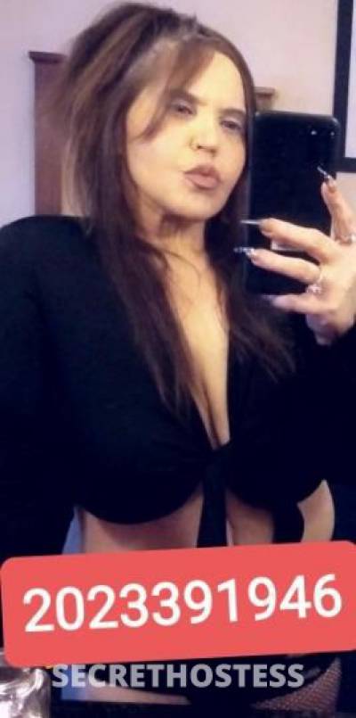 51 year old Escort in Southern Maryland DC ??? thick hips strong grips and lips that dont quit ???❤