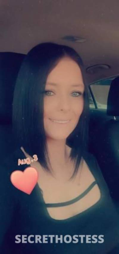 32 year old Escort in Louisville KY cum have fun with me