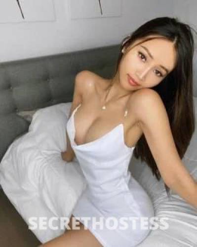22 year old Korean Escort in Perth Beautiful Korean