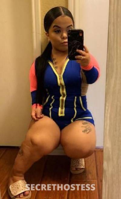 25 year old Escort in Desmoines IA YES I M 25 MIDDGET BEAUTY QUEEN FAT BUSTY AND BIG ASS NASTY 