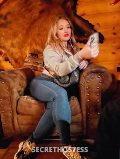 28 year old Escort in San Luis Obispo CA Pismo Beach now Gorgeous blonde PAWG Highly Reviewed and 